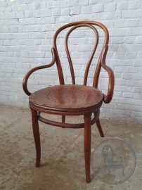 Антикварное венское кресло с деревянным сиденьем код.&nbsp;BE4165451