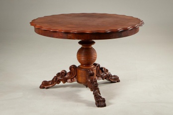 Старинный ореховый стол код. RM4101675