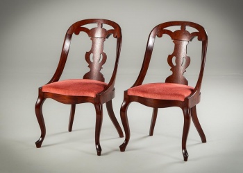 Старинные стулья (2 шт.) с ажурными спинками-гондолами и изогнутыми ножками-кабриоль код.&nbsp;RM4114813