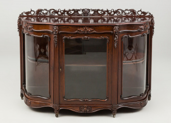 Антикварная витрина со стеклами код. RM11587