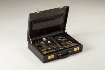 Винтажный набор столовых предметов VARAGUEN с позолотой код. RM4102414