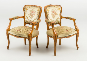 Старинные кресла (2 шт.) код. RM27330