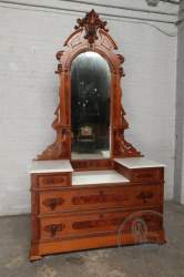 Антикварный комод из ореха с зеркалом и мраморной столешницей код. BE107271