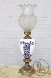 Старинная настольная лампа код. BE6734