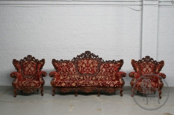 Старинный набор для гостиной, отделанный резным ансамблем из цветков и завитков код. BE4097715