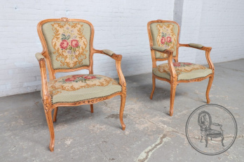 Антикварные кресла (2 шт.) код. BE15486