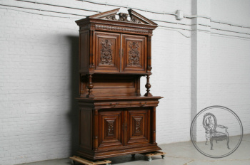 Антикварный буфет в классическом стиле из ореха код. BE107408