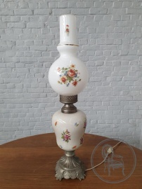 Старинная настольная лампа с цветочной деколью и золочением код. BE4096722