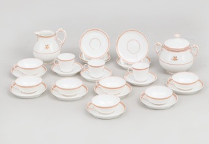 картинка Старинный чайный сервиз CH. PILLIVUYT and CIE салоне старинных вещей "Шебби" являющийся официальным дистрибьютором в России и Беларуси