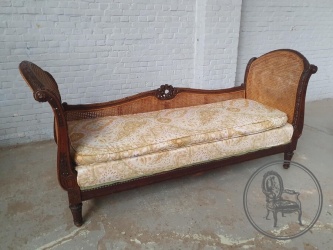 Антикварная кушетка-рекамье в стиле Людовика XV код. BE4166120