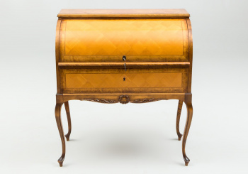 Cтаринный секретер код. RM24819