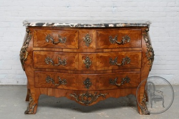 Старинный комод из палисандра с мраморной столешницей и бронзовыми накладками код. BE4096904