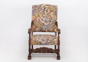 картинка Антикварное кресло салоне старинных вещей "Шебби" являющийся официальным дистрибьютором в России и Беларуси