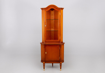 Старинная угловая витрина код. RM38844
