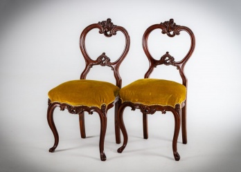 Антикварные французские стулья (2 шт.) с резной спинкой код. RM4161597