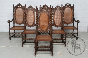 Антикварные ореховые резные стулья с ротангом код. BE4097649