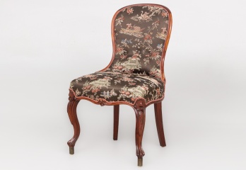 Старинное кресло с обивкой в восточном стиле код. RM4164907