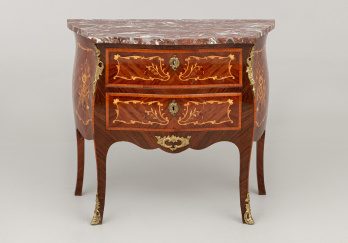 Старинный комод код. RM51703