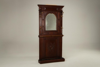 Старинная вешалка из красного дерева код. RM4101657