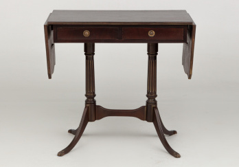 Cтаринный раскладной столик код. RM67289