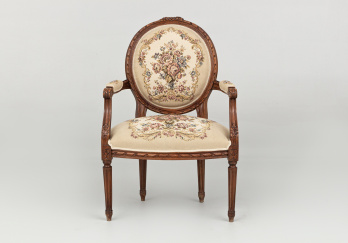 Старинное кресло код. RM63920