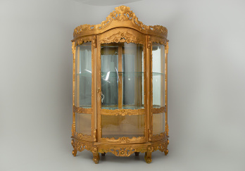 Старинный посудный шкаф код. RM46030