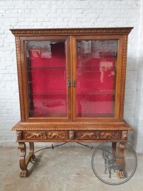Старинная антикварная витрина в стиле испанского Ренессанса код.&nbsp;BE4165840