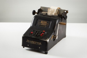 картинка Антикварный аппарат для печати салоне старинных вещей "Шебби" являющийся официальным дистрибьютором в России и Беларуси