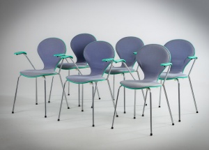 картинка Старинные стулья (6 шт.) датского дизайнера Erik Fritz салоне старинных вещей "Шебби" являющийся официальным дистрибьютором в России и Беларуси