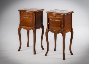 картинка Антикварные ореховые комоды (2 шт.) с мраморным верхом салоне старинных вещей "Шебби" являющийся официальным дистрибьютором в России и Беларуси