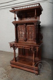 Антикварный ореховый буфет в стиле Генриха II код. BE4132940