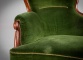 Антикварная кушетка в Викторианском стиле с резной высокой спинкой и в обивке из зеленого бархата код. RM4165490 фото 3