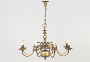 картинка Старинная люстра во фламандском стиле салоне старинных вещей "Шебби" являющийся официальным дистрибьютором в России и Беларуси