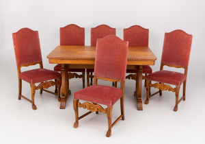 картинка Старинный столовый гарнитур салоне старинных вещей "Шебби" являющийся официальным дистрибьютором в России и Беларуси