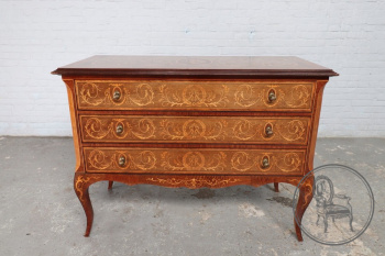 Антикварный комод из ореха с инкрустированными поверхностями код. BE35690