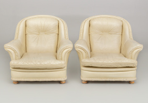 картинка Старинные кресла (2 шт.) салоне старинных вещей "Шебби" являющийся официальным дистрибьютором в России и Беларуси