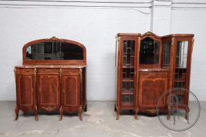 картинка Антикварный буфет и витрина из красного дерева с бронзовыми накладками и инкрустацией в стиле маркетри салоне старинных вещей "Шебби" являющийся официальным дистрибьютором в России и Беларуси