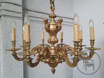 Антикварная бронзовая люстра, декорированная маскаронами код. BE4107102