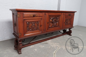 Антикварный дубовый комод код. BE4097236