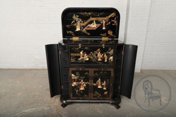 Старинный комод-бар код. BE59536