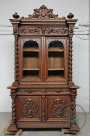 Антикварный буфет с витыми колоннами код. BE5858