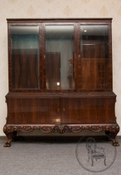 Старинный посудный шкаф код. RM3458