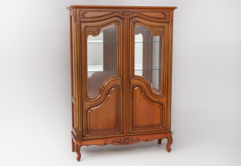 Старинная витрина из красного дерева код. RM4101554