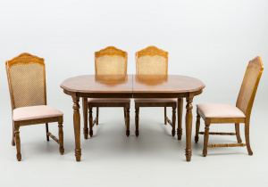 картинка Старинный комплект мебели для столовой салоне старинных вещей "Шебби" являющийся официальным дистрибьютором в России и Беларуси