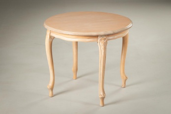 Старинный столик из бука код. RM4101607