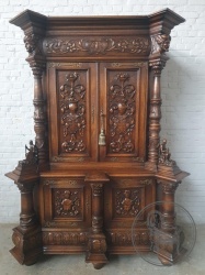 Антикварный резной буфет код. BE4139042