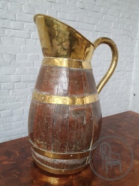Антикварный дубовый кувшин с латунной отделкой код. BE4097572