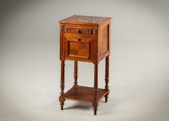 Антикварный ореховый комод с мраморным верхом код. RM4159492