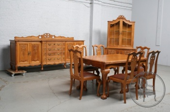 Антикварный набор для столовой в стиле Чиппендейл код. BE4097656