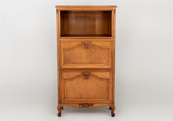 Старинный посудный шкаф код. RM48814